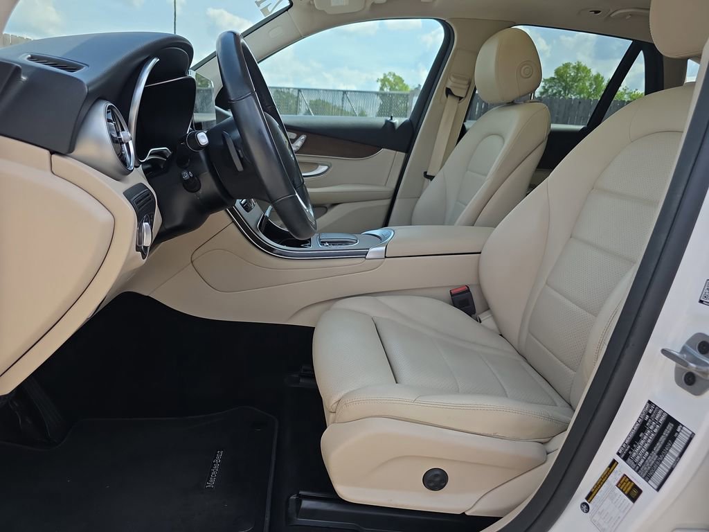 Certified 2021 Mercedes-Benz GLC 300 4MATIC image 10