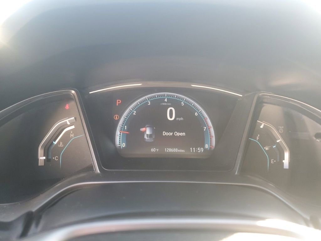 Used 2019 Honda Civic EX image 11