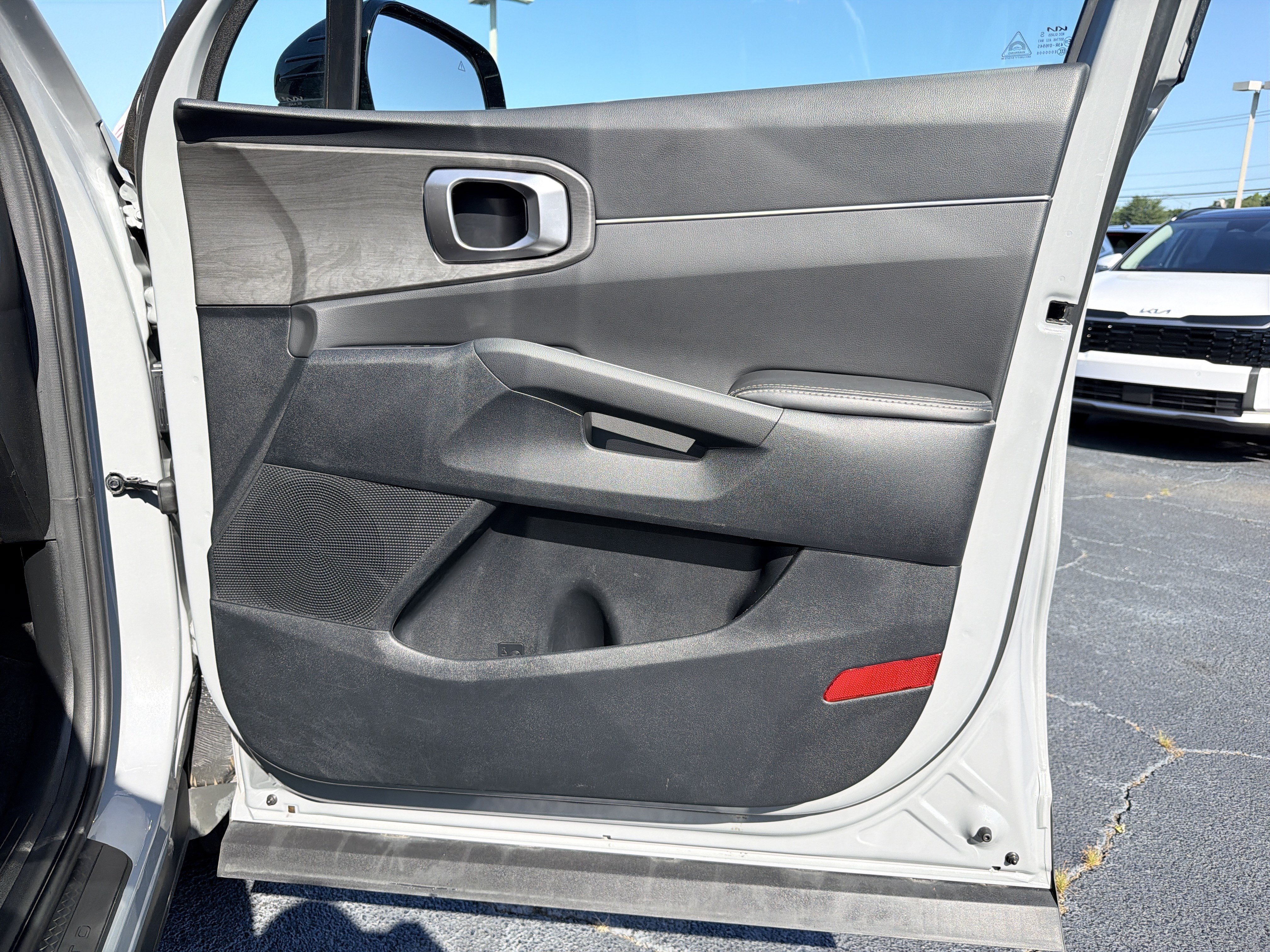 Used 2025 Kia Sorento X-Line EX AWD/4WD image 14