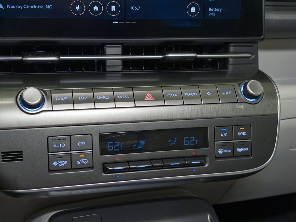 Used 2024 Hyundai Kona SEL FWD image 16