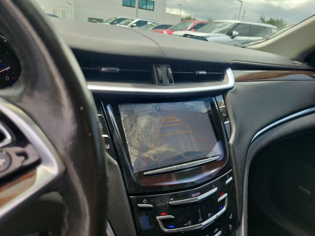 Used 2013 Cadillac XTS Luxury w/ Driver Awareness Package FWD image 21
