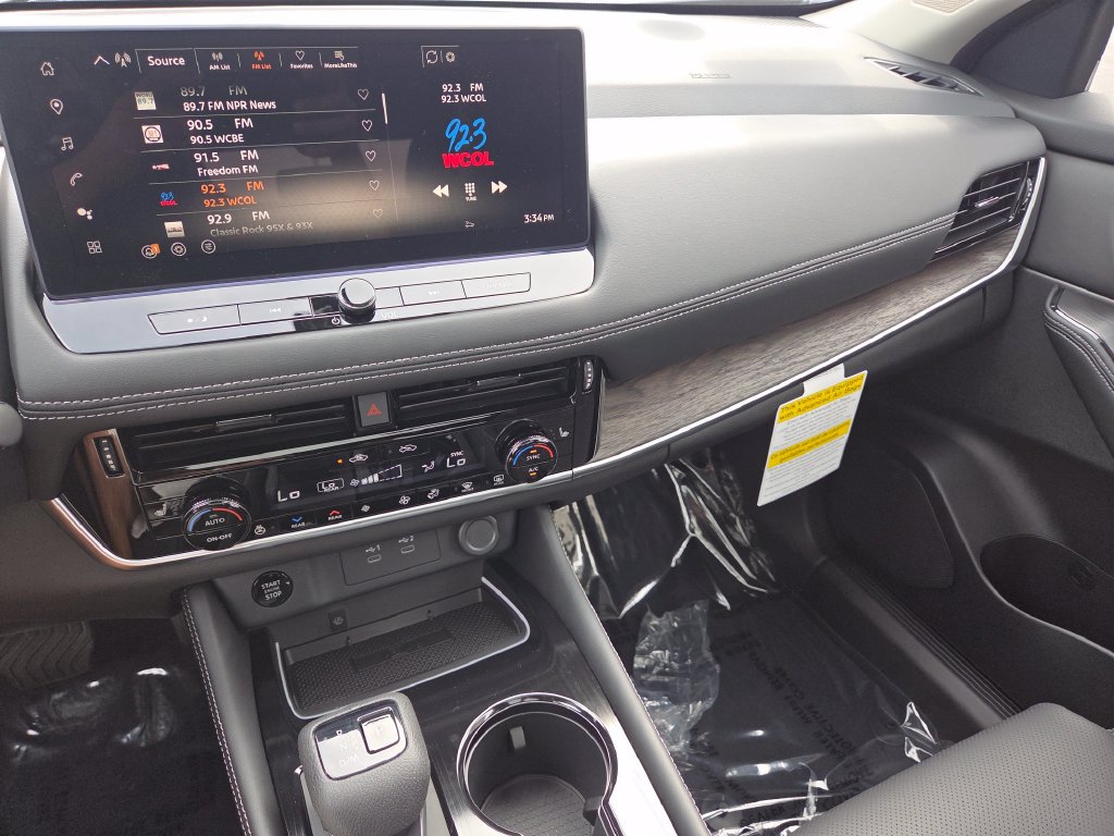 New 2026 Nissan Rogue Platinum AWD/4WD image 39