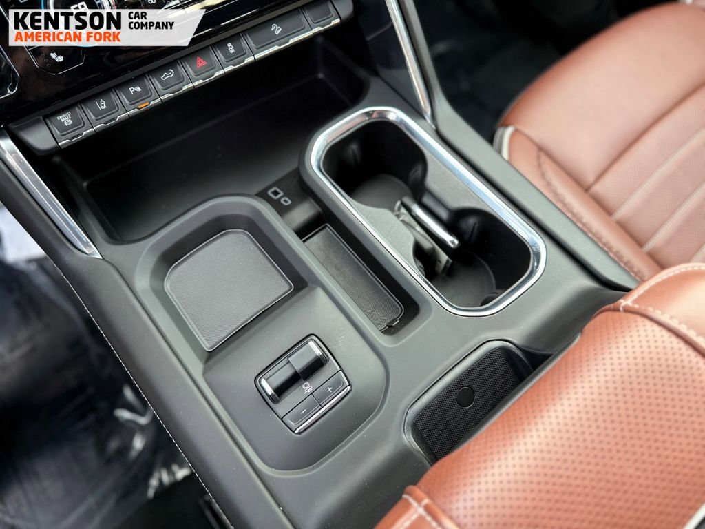 Used 2025 GMC Sierra 3500 Denali Ultimate AWD/4WD image 27