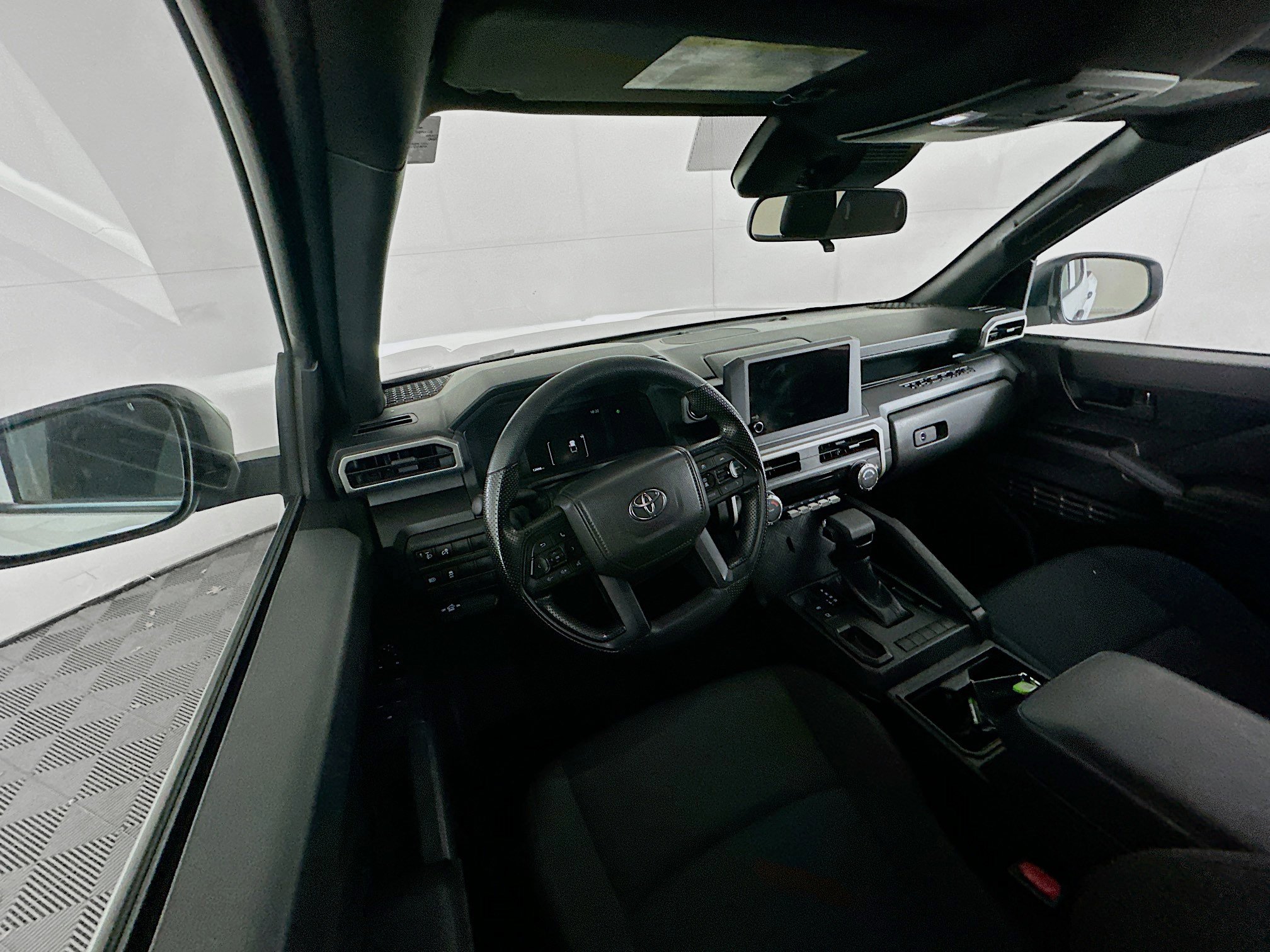 Used 2025 Toyota Tacoma SR RWD image 18
