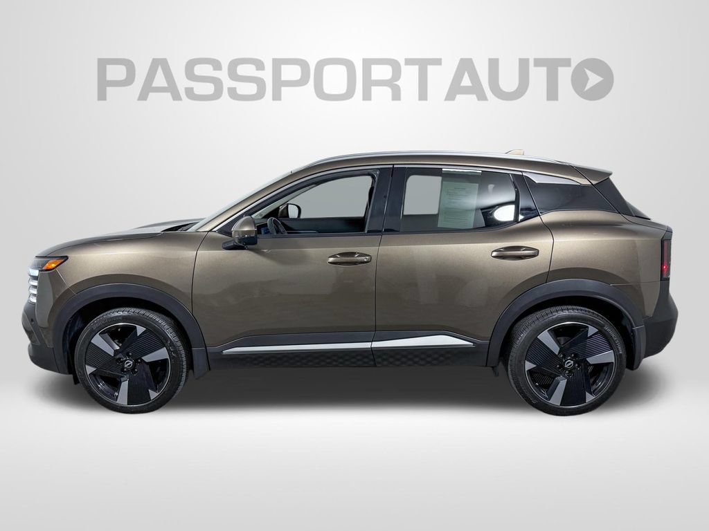 Certified 2025 Nissan Kicks SR AWD/4WD image 11