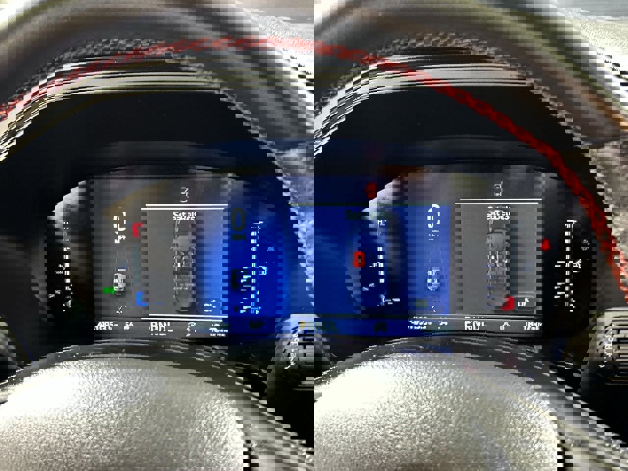 Used 2024 Ford Escape ST-Line image 14