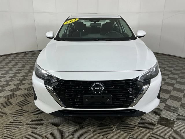 Used 2024 Nissan Sentra SV w/ All-Weather Package FWD image 2