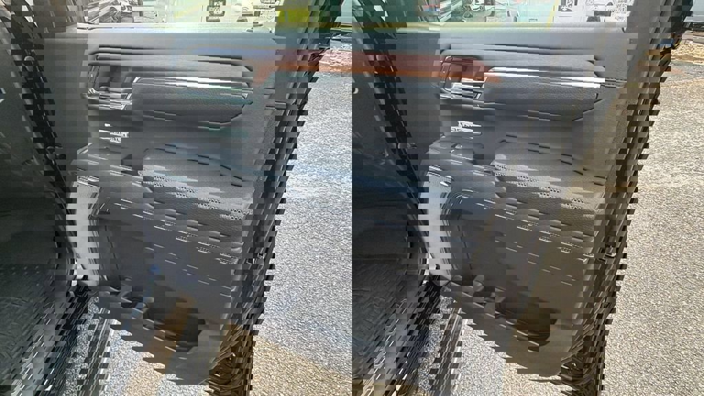 Certified 2024 GMC Sierra 1500 Denali image 16