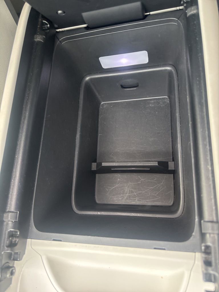 Used 2024 Hyundai Santa Fe Limited image 32