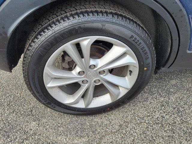 Used 2021 Buick Encore GX Preferred w/ Cold Weather Comfort Package FWD image 5