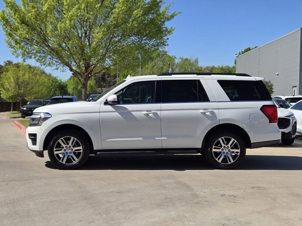 Used 2024 Ford Expedition XLT image 7