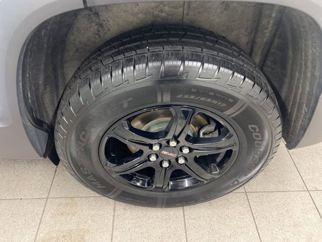 Used 2021 GMC Acadia AT4 w/ Trailering Package AWD/4WD image 11