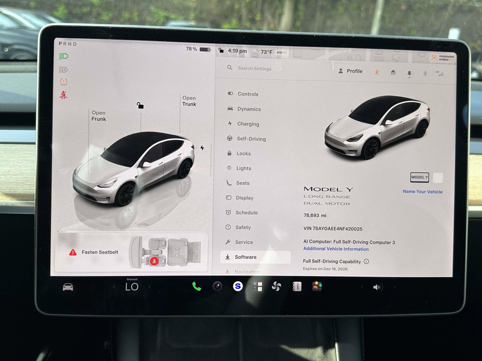 Used 2022 Tesla Model Y Long Range AWD/4WD image 28