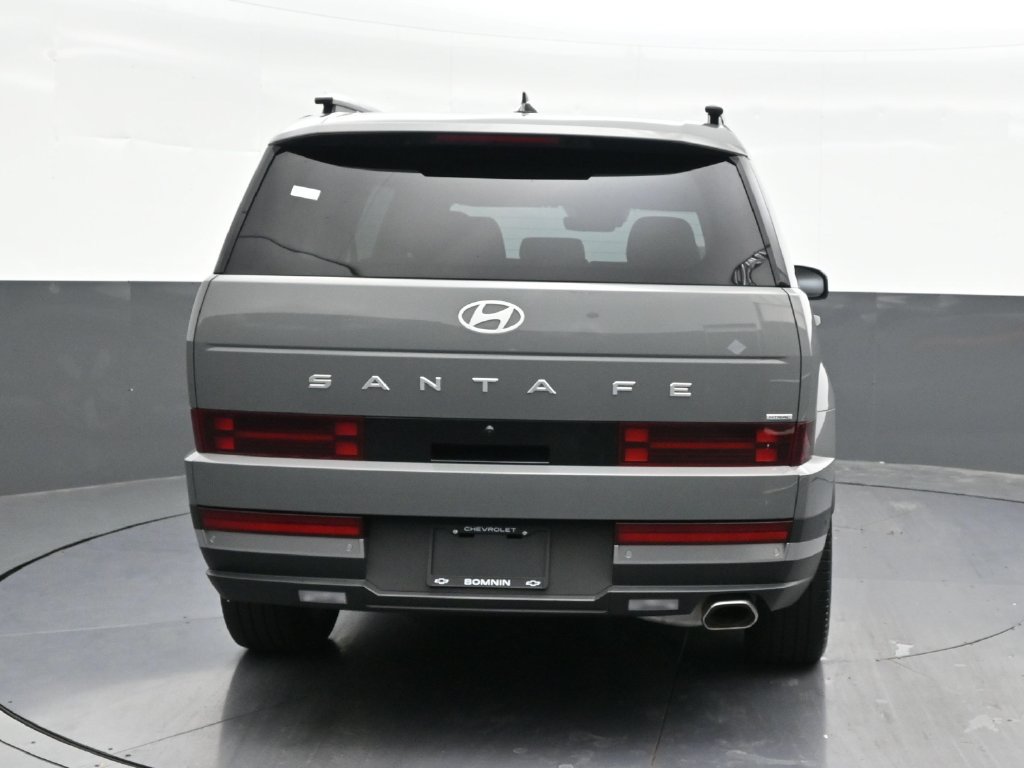 Used 2024 Hyundai Santa Fe Limited AWD/4WD image 4