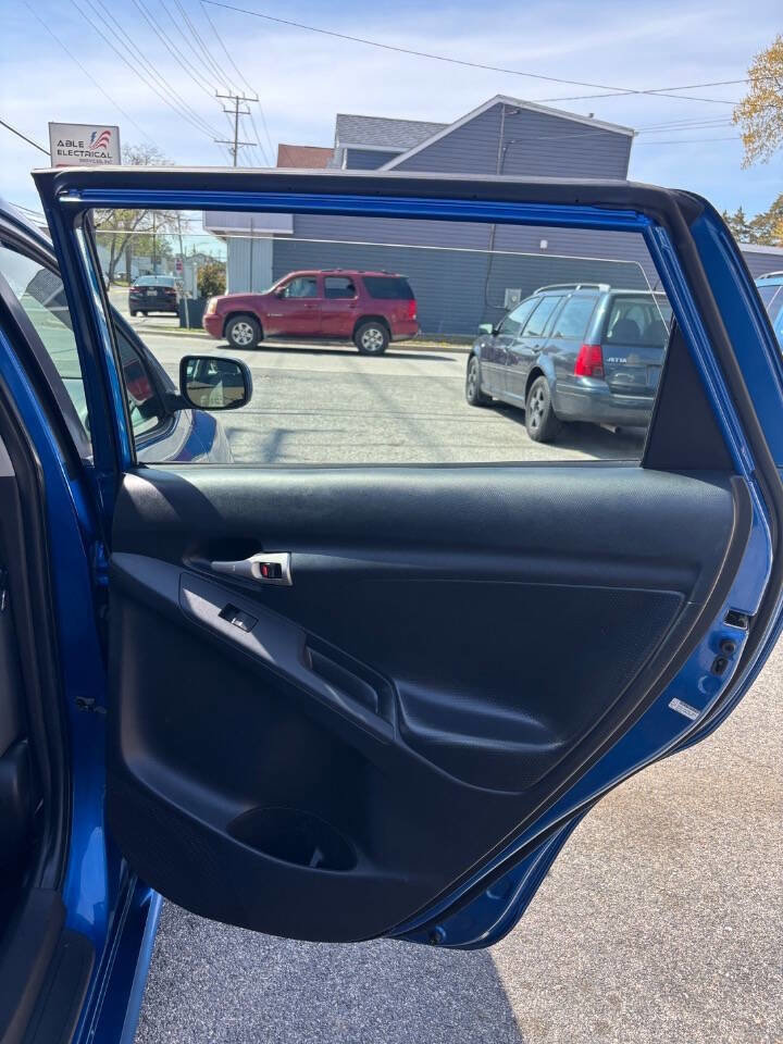 Used 2009 Toyota Matrix image 17