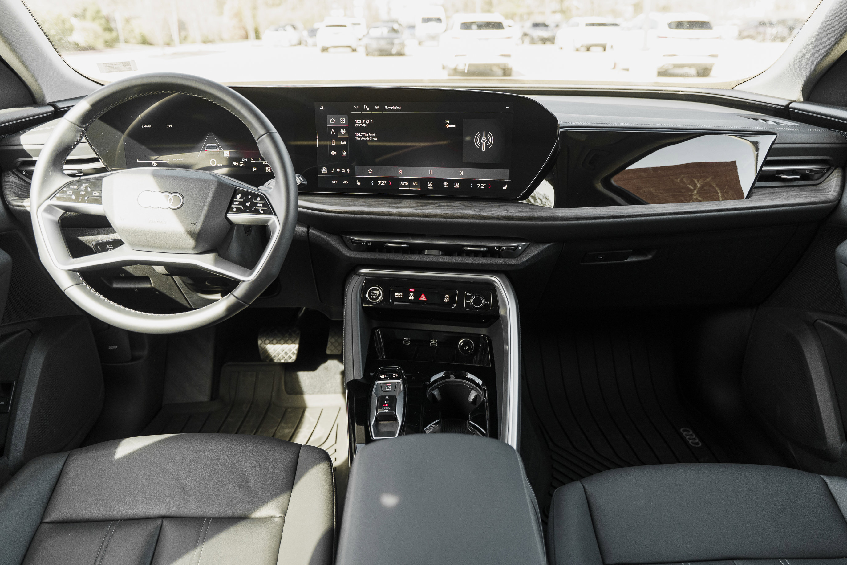 Certified 2025 Audi Q5 Premium w/ Convenience Package image 8