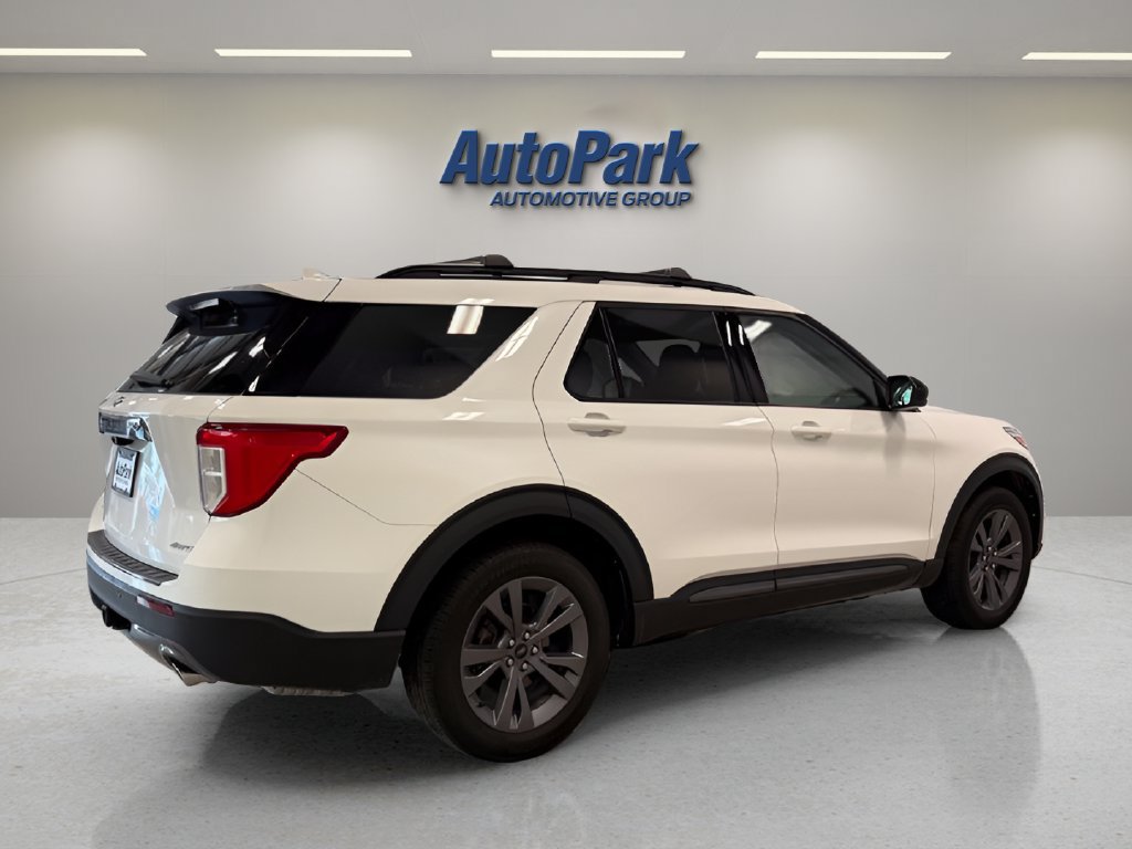 Certified 2023 Ford Explorer XLT w/ Equipment Group 202A AWD/4WD image 7