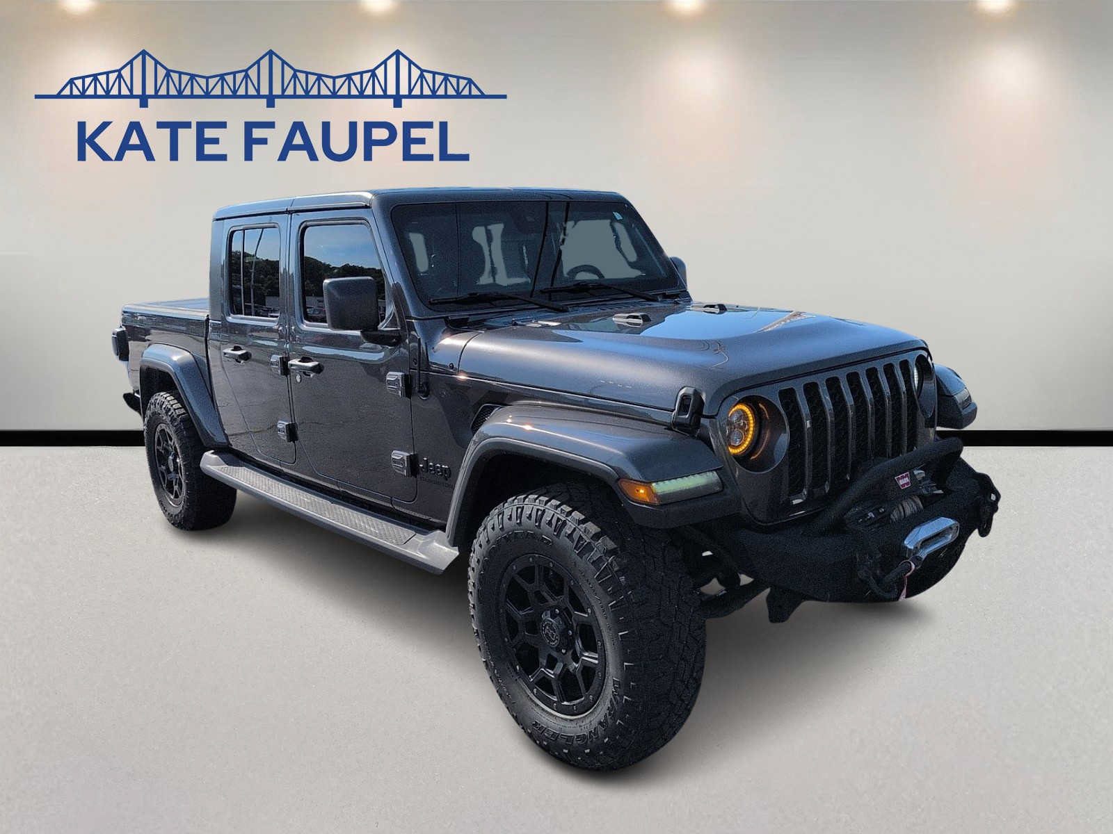 Used 2021 Jeep Gladiator Sport AWD/4WD image 1