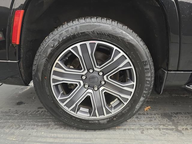 Used 2024 Jeep Wagoneer L Series II w/ Flexible Seating Group image 20