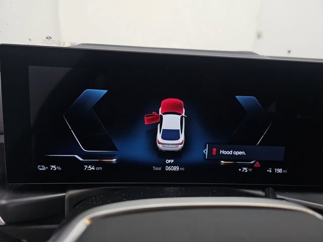 Certified 2025 BMW i4 eDrive40 RWD image 7