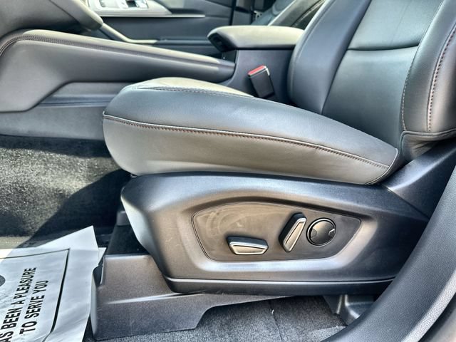 New 2026 Ford Explorer Active w/ Active Comfort Package AWD/4WD image 16