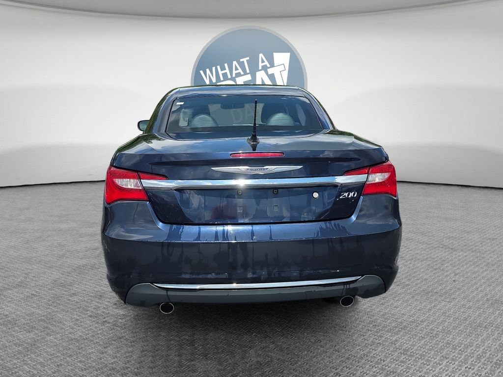 Used 2012 Chrysler 200 Limited FWD image 5