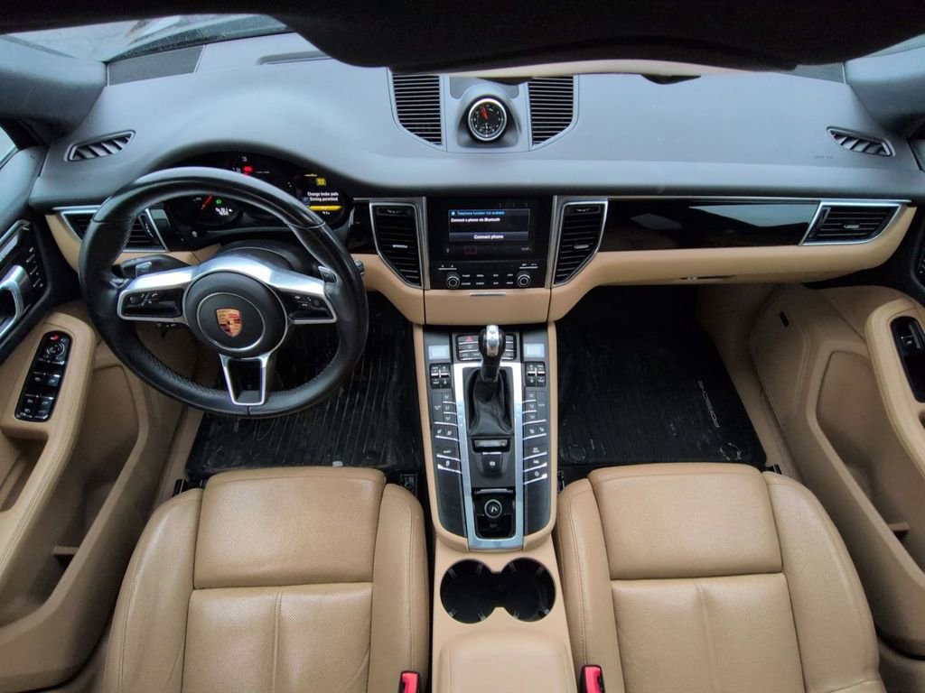 Used 2018 Porsche Macan image 28