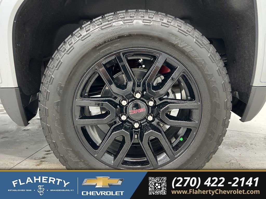 Used 2025 GMC Sierra 1500 Elevation w/ Elevation Premium Package image 21