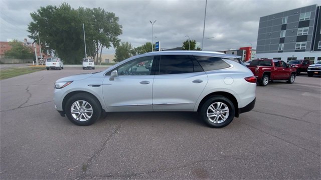 Used 2020 Buick Enclave Premium image 5
