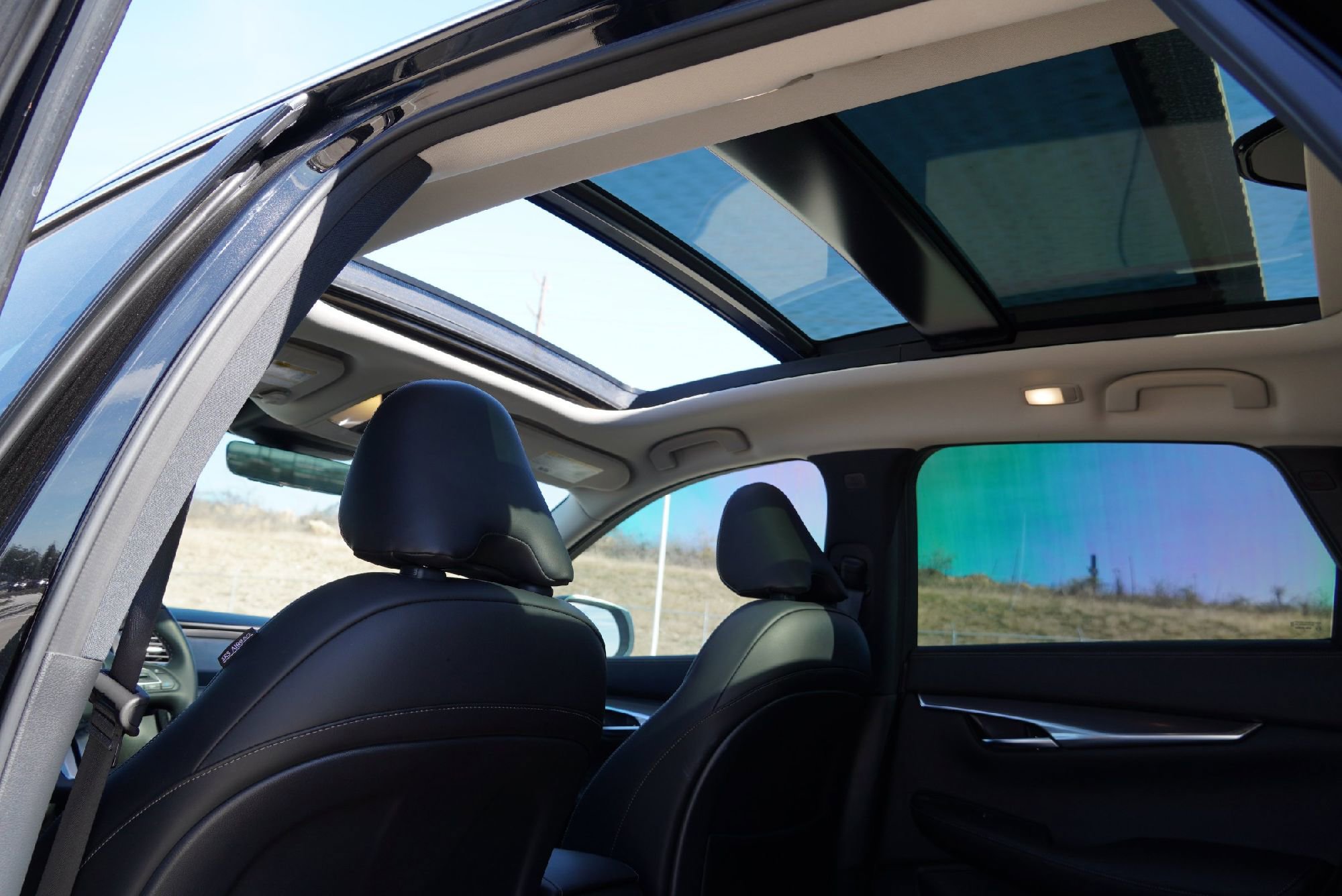 Certified 2024 INFINITI QX50 Luxe w/ Accent Package image 36