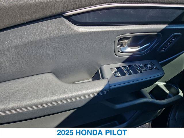 Certified 2025 Honda Pilot EX-L image 12