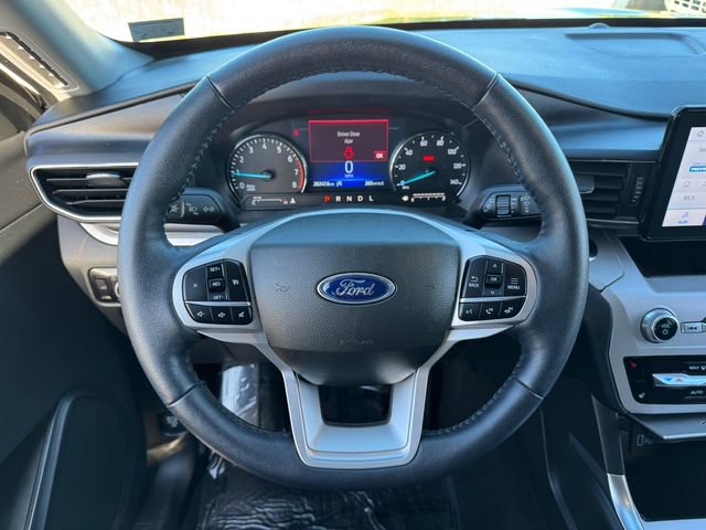 Certified 2023 Ford Explorer XLT w/ Equipment Group 202A AWD/4WD image 22