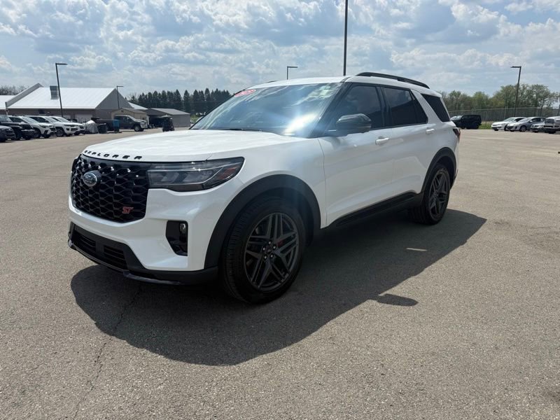 Used 2025 Ford Explorer ST w/ Sun And Sound Package AWD/4WD image 3