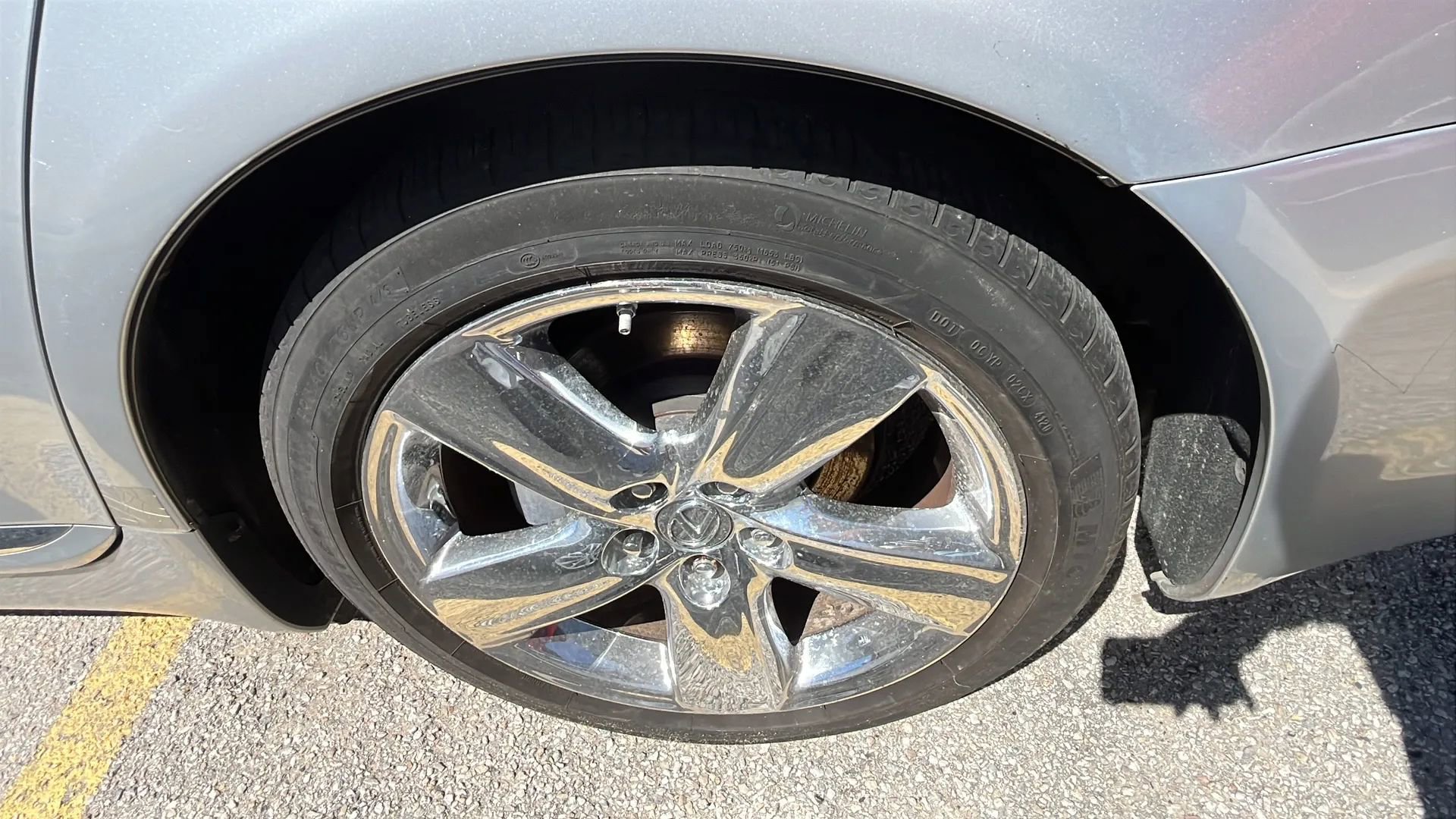 Used 2012 Lexus LS 460 L w/ Luxury Pkg image 12