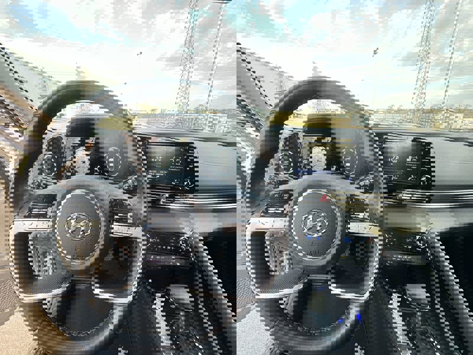 Used 2021 Hyundai Elantra SEL w/ Convenience Package image 11