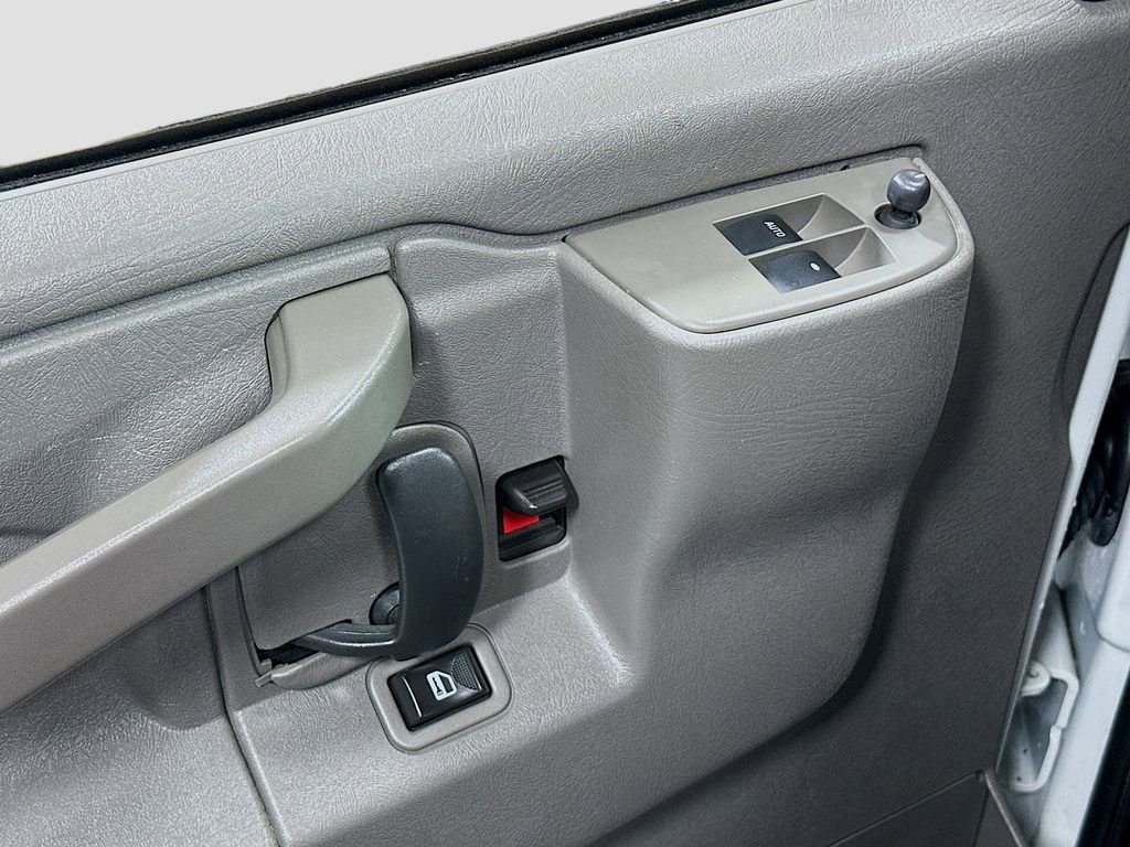 Used 2019 Chevrolet Express 3500 LT w/ LT Preferred Equipment Group image 18