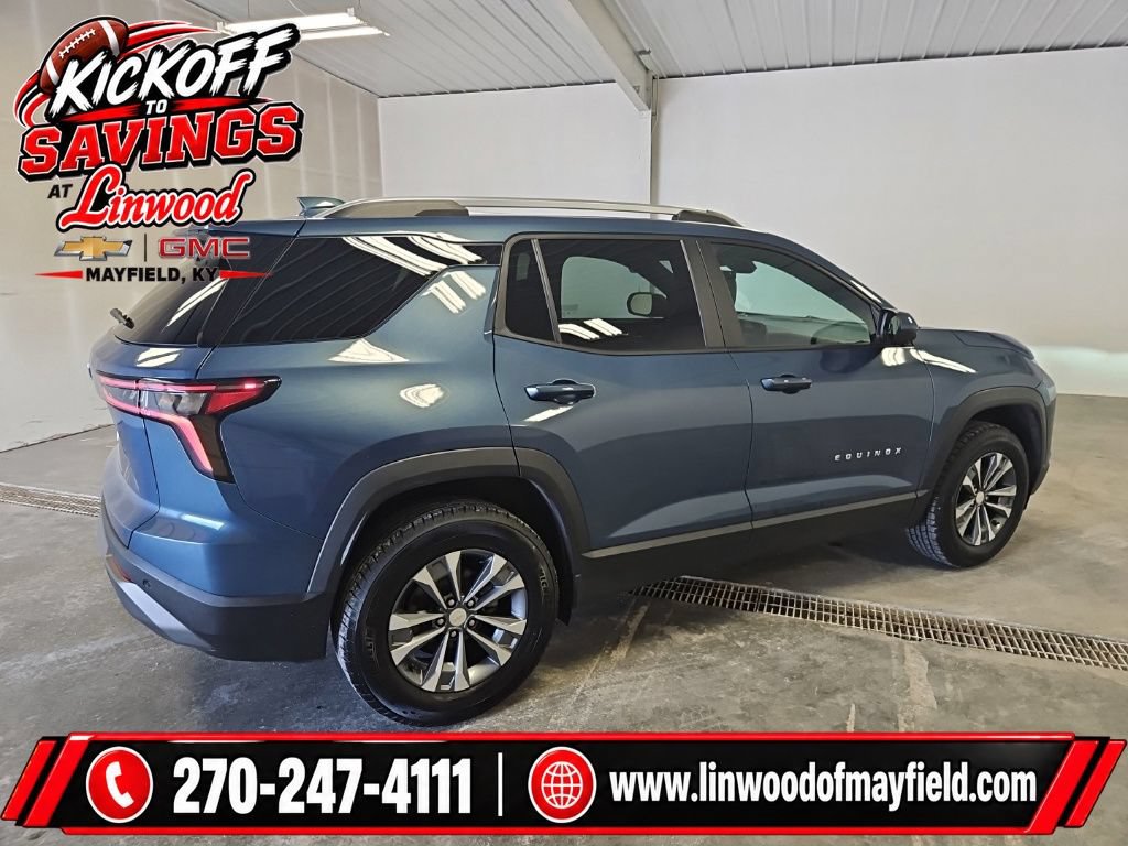 Used 2025 Chevrolet Equinox LT w/ Convenience Package II AWD/4WD image 2