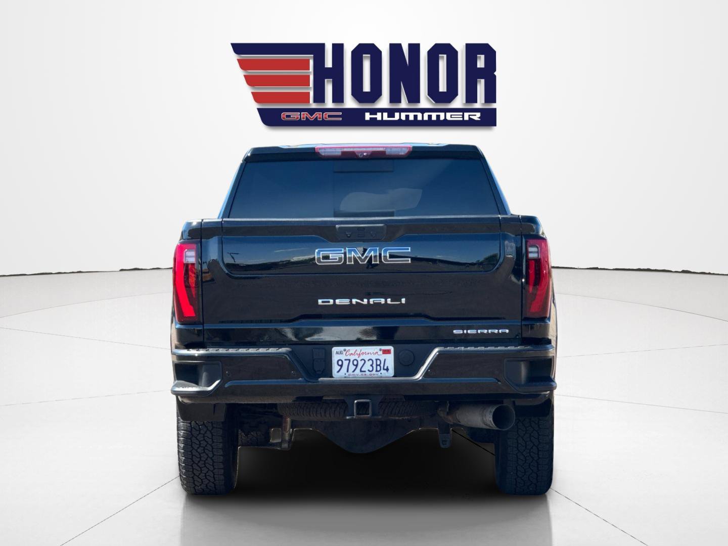 Used 2024 GMC Sierra 2500 Denali Ultimate AWD/4WD image 5