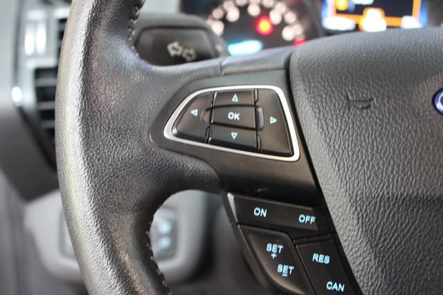 Used 2019 Ford Escape Titanium AWD/4WD image 16