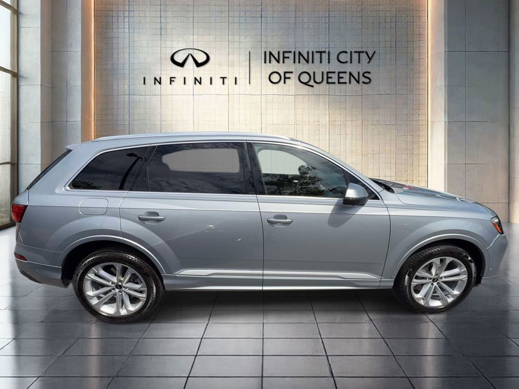 Used 2025 Audi Q7 3.0T Premium Plus AWD/4WD image 8