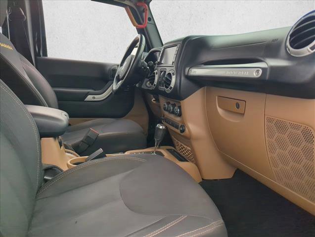 Used 2014 Jeep Wrangler Unlimited Sahara w/ Connectivity Group image 20