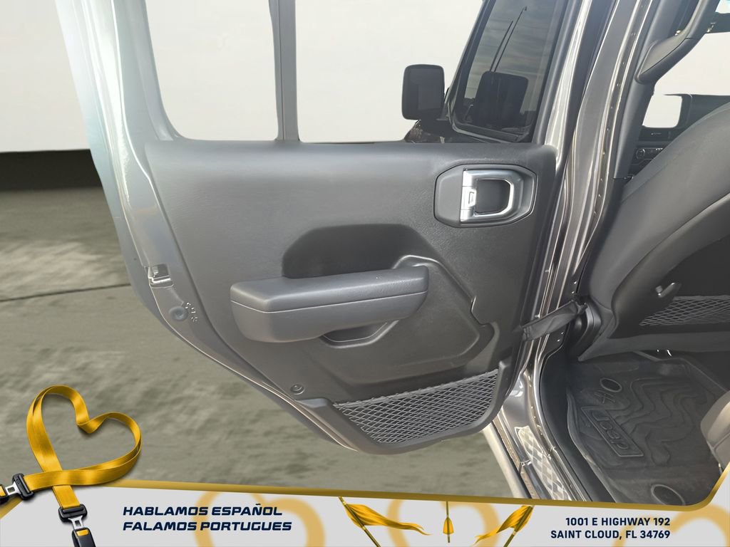 Used 2024 Jeep Gladiator Mojave image 25