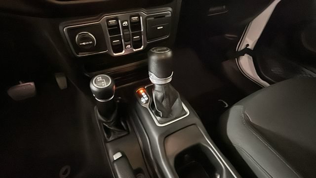 Used 2019 Jeep Wrangler Unlimited Sport AWD/4WD image 19