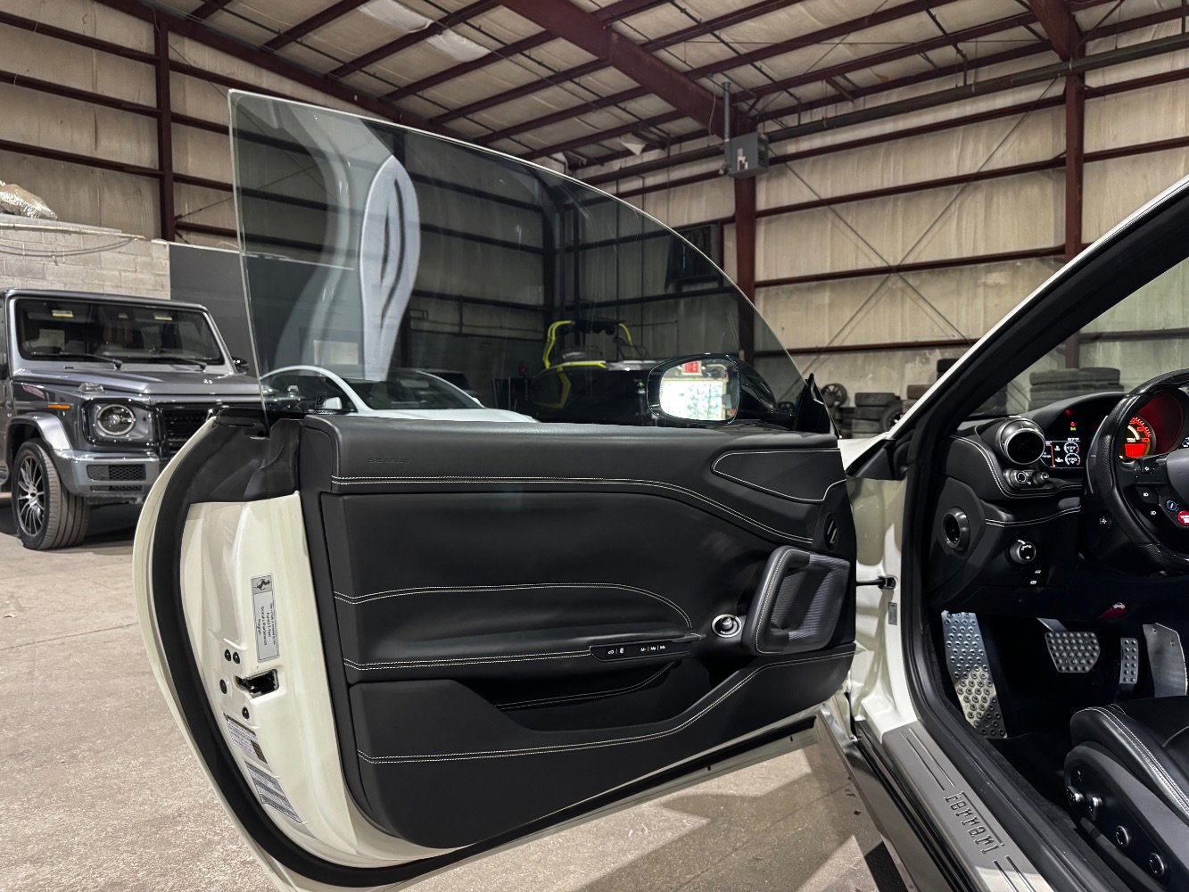 Used 2019 Ferrari GTC4Lusso T RWD image 15