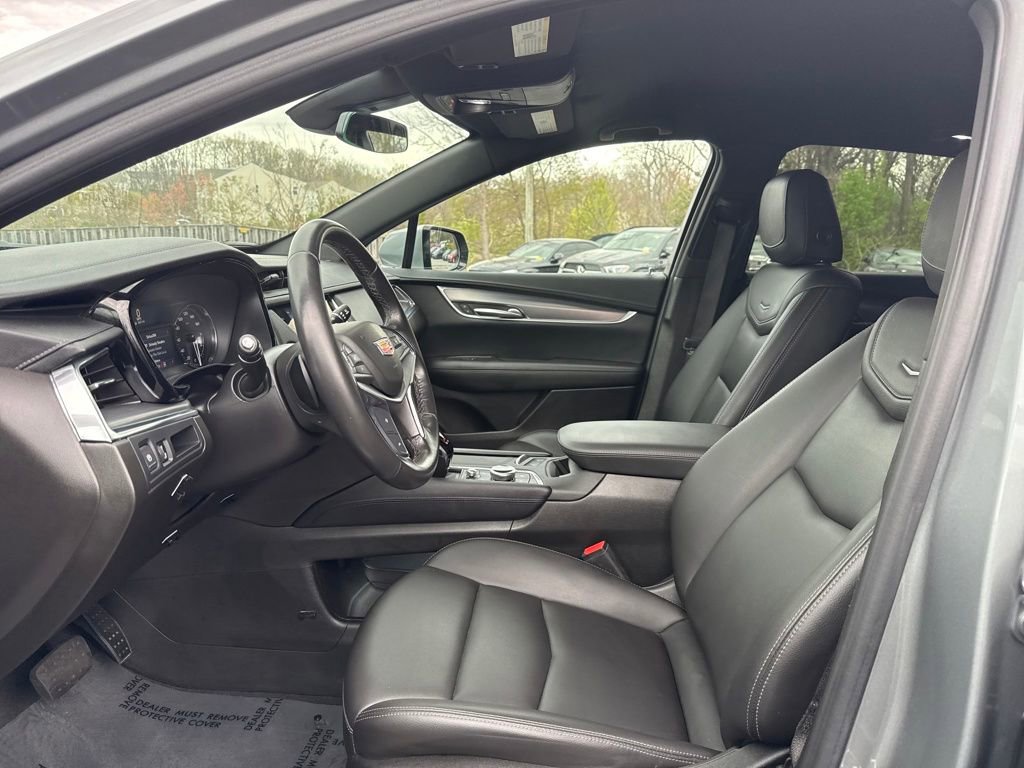 Certified 2023 Cadillac XT5 Luxury image 3