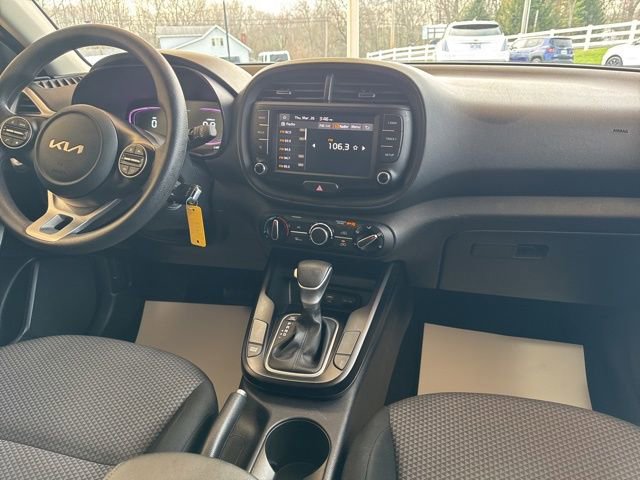 Used 2024 Kia Soul LX w/ Option Group 015 image 28