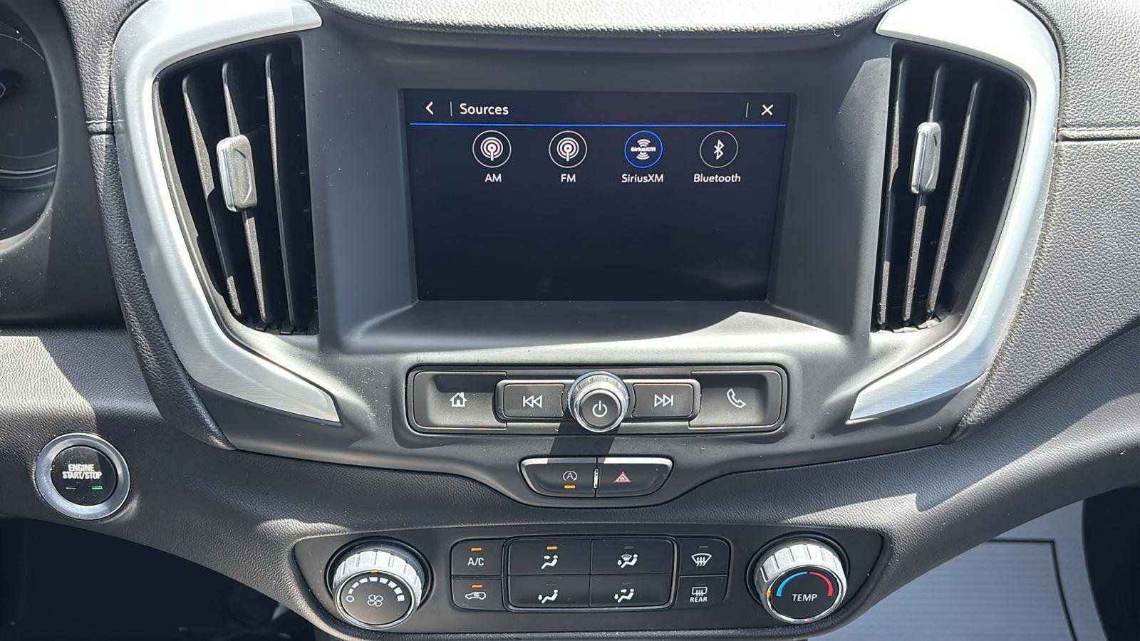 Certified 2023 GMC Terrain SLE FWD image 27