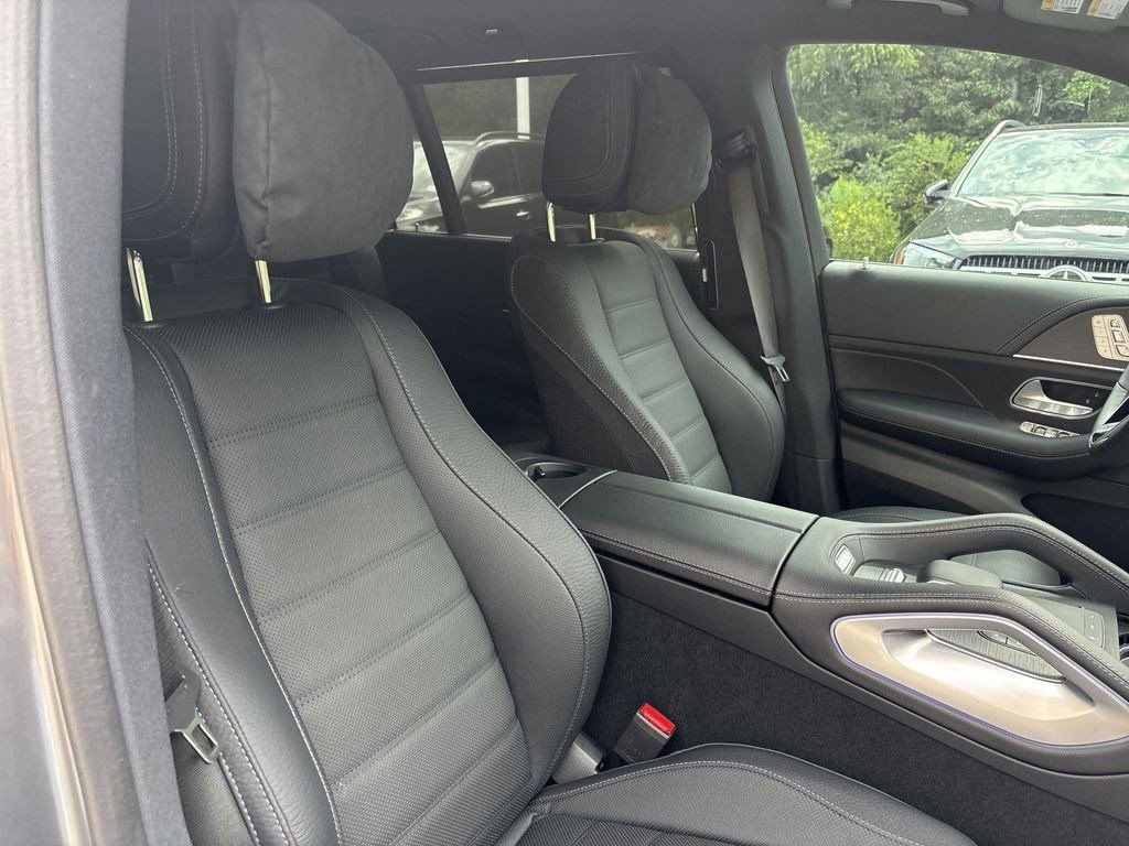 Certified 2025 Mercedes-Benz GLS 450 4MATIC image 20