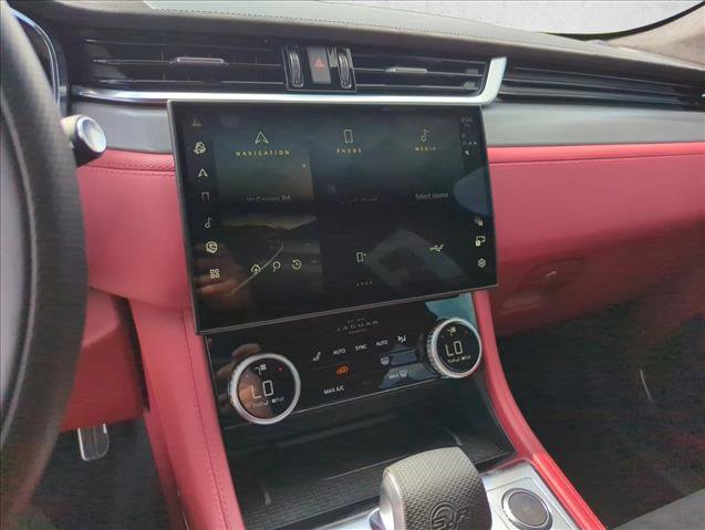 Used 2024 Jaguar F-PACE SVR AWD/4WD image 13