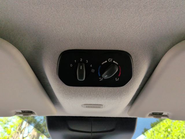 Used 2018 Ford Transit 350 XLT RWD image 24